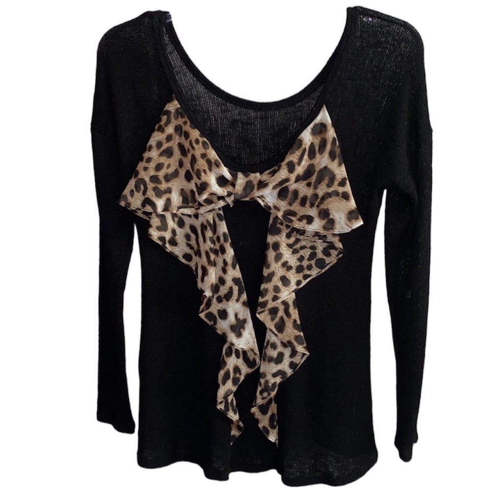 Moa Moa From Nordstrom Black Sweater With Leopard print Bow on Back